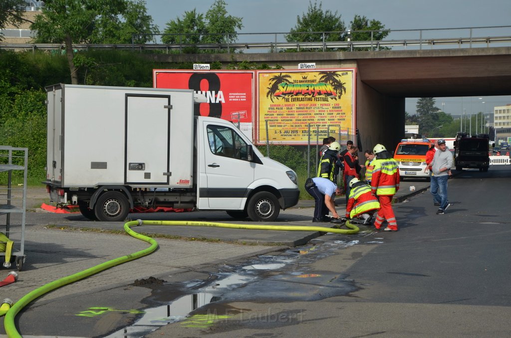 Grossfeuer Poco Lager Koeln Porz Gremberghoven Hansestr P582.JPG - Miklos Laubert